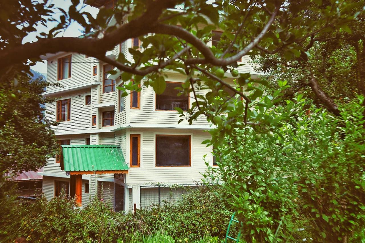 Hotel Rising Star Near To Mall Road #Budgetfriendly #Bigrooms #Garden #Bonfire #Parking #Forestview #Mountainview Manali  Exterior photo