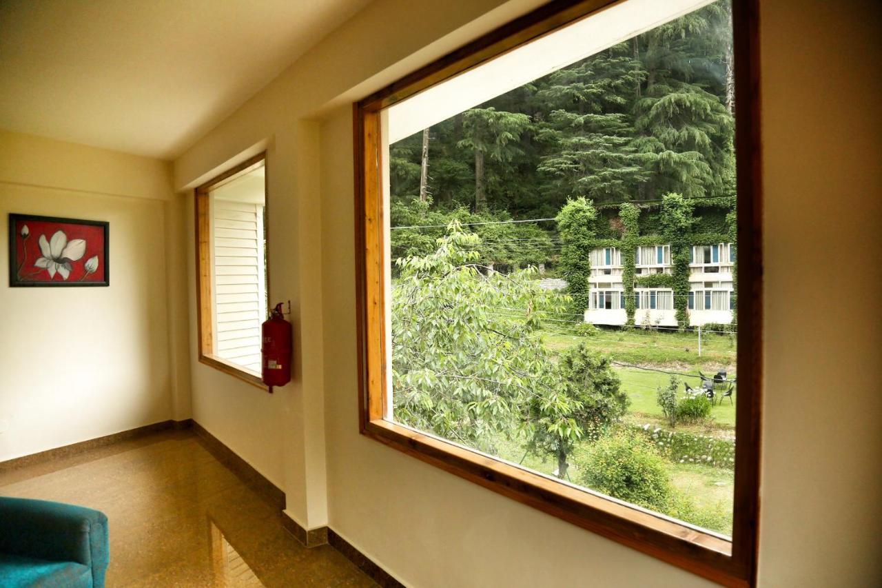 Hotel Rising Star Near To Mall Road #Budgetfriendly #Bigrooms #Garden #Bonfire #Parking #Forestview #Mountainview Manali  Exterior photo