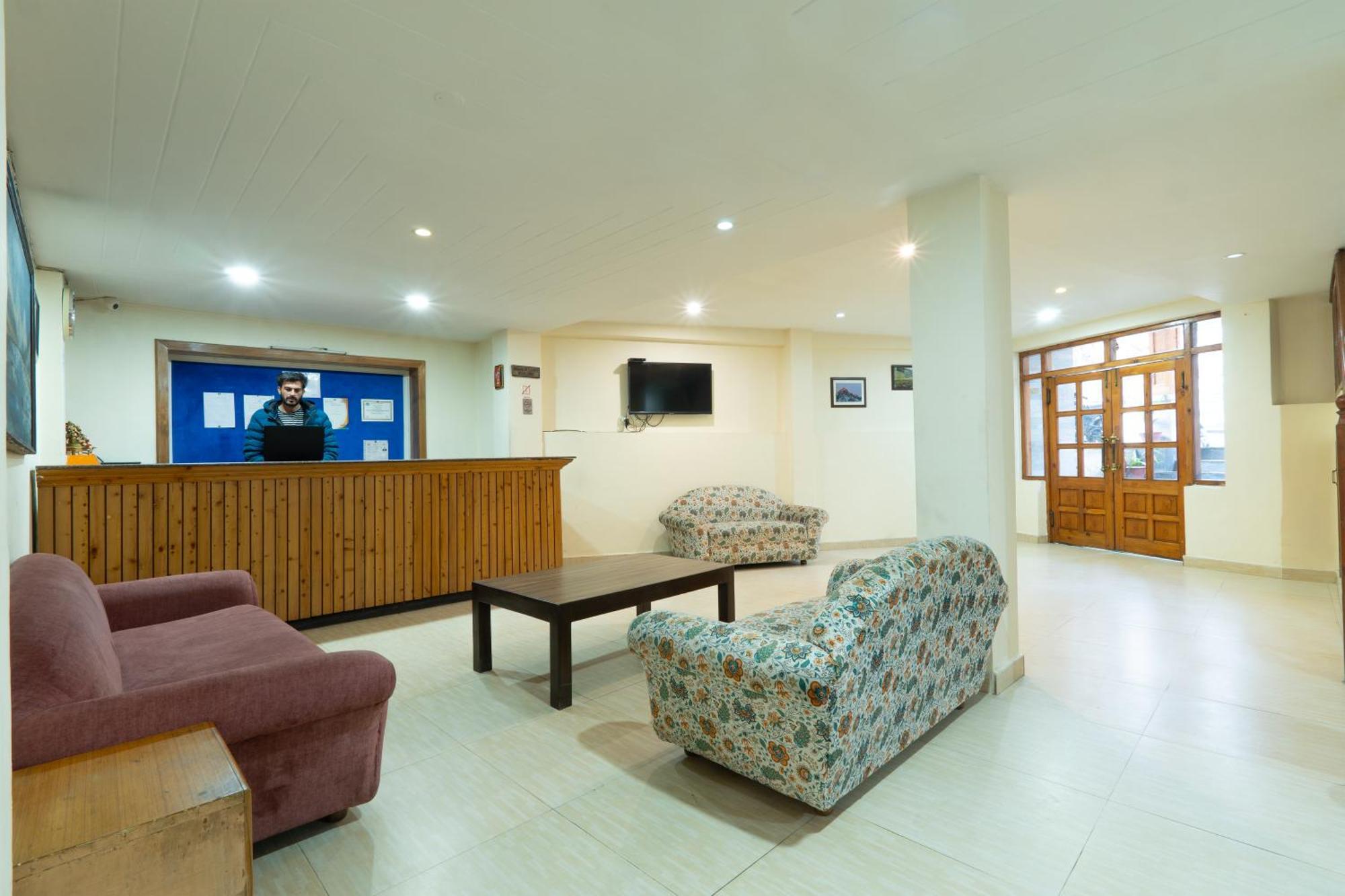 Hotel Rising Star Near To Mall Road #Budgetfriendly #Bigrooms #Garden #Bonfire #Parking #Forestview #Mountainview Manali  Exterior photo