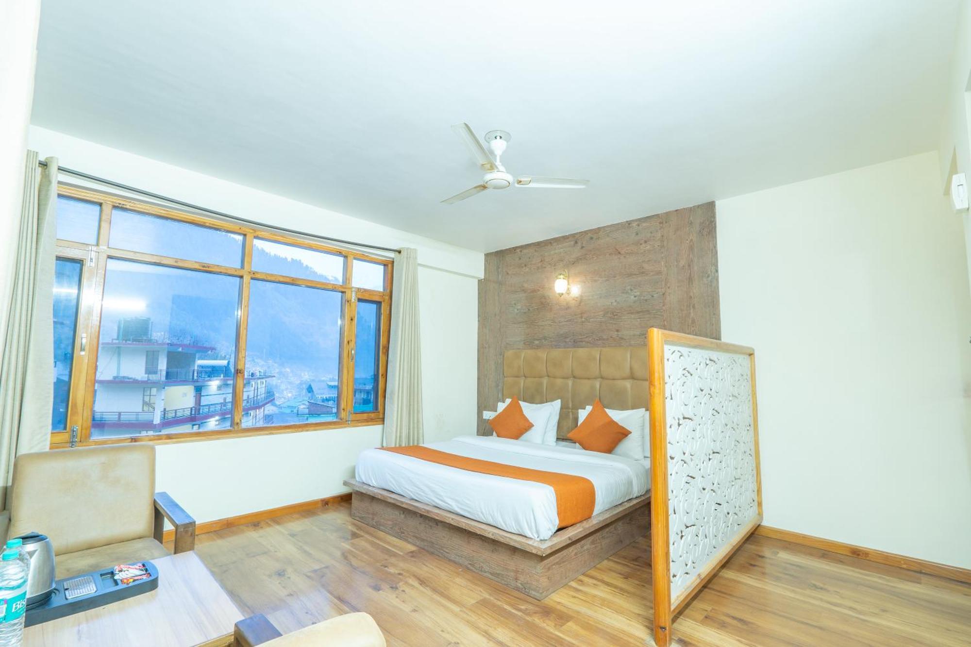 Hotel Rising Star Near To Mall Road #Budgetfriendly #Bigrooms #Garden #Bonfire #Parking #Forestview #Mountainview Manali  Exterior photo