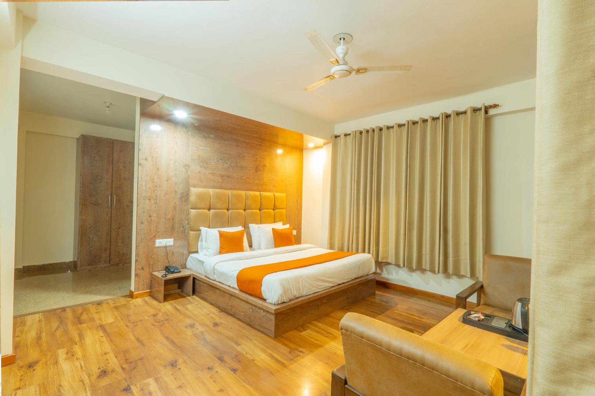Hotel Rising Star Near To Mall Road #Budgetfriendly #Bigrooms #Garden #Bonfire #Parking #Forestview #Mountainview Manali  Exterior photo